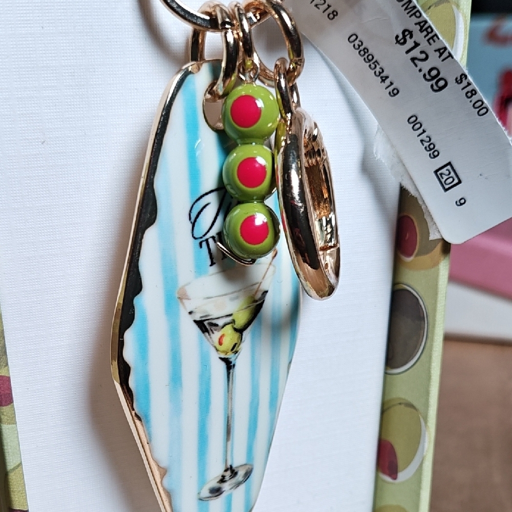 Gold Martini Key Holder - Picture 2 of 3
